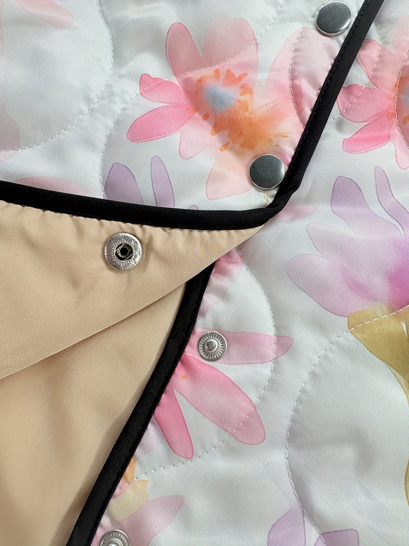 Veste matelassée à fleurs pastel pour femmes